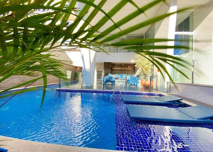 Mario Guilherme - Apto - 301 - Lindo apartamento condomínio de alto padrão com piscina e academia. Bombinhas